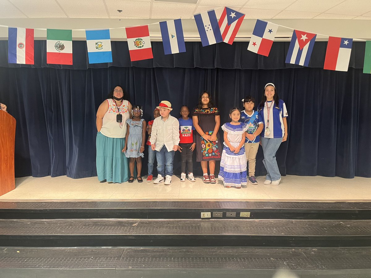 daisyq357's tweet photo. I would like to thank our teachers, scholars, staff and parents for helping us in celebrating Hispanic Heritage Month with performances by our clubs.  These scholars were spreading kindness and sharing the love and history of other cultures.  @browardschools https://t.co/i1JUOHa8Zf