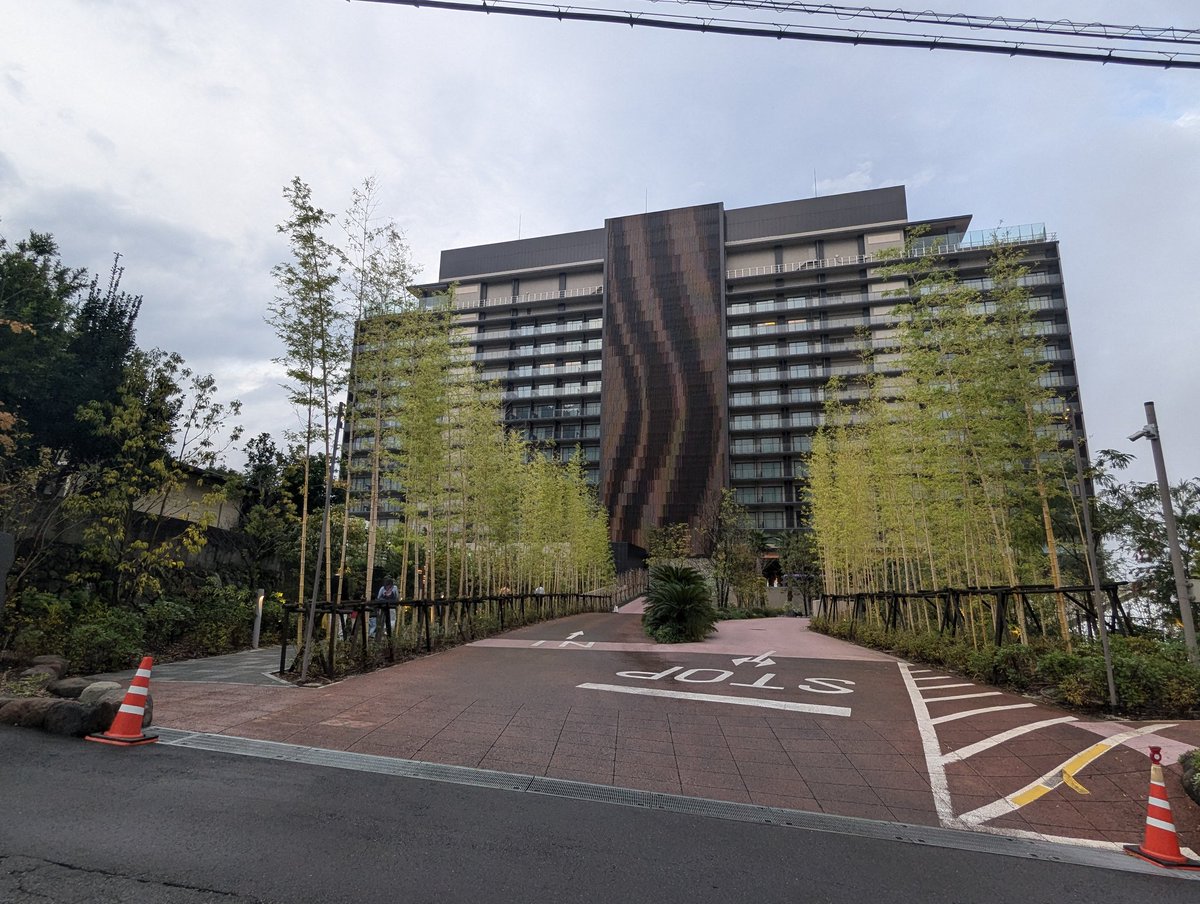 takuya_dq10's tweet photo. 本日のお宿😄
敷地内にいろんな施設があるけど遊びきれない💦 https://t.co/FA2jtOfOol