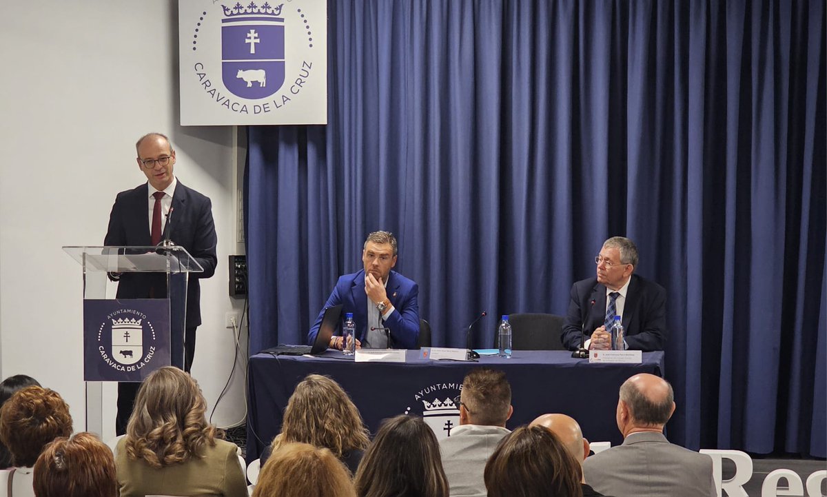 Más de un centenar de personas participan en #CaravacadelaCruz en el XX Encuentro del Consejo Escolar de la #RegióndeMurcia.

El tema ha sido las altas capacidades y la promoción del talento, y se han entregado los Premios Consejo Escolar.

La Consejería atiende cada año a más de