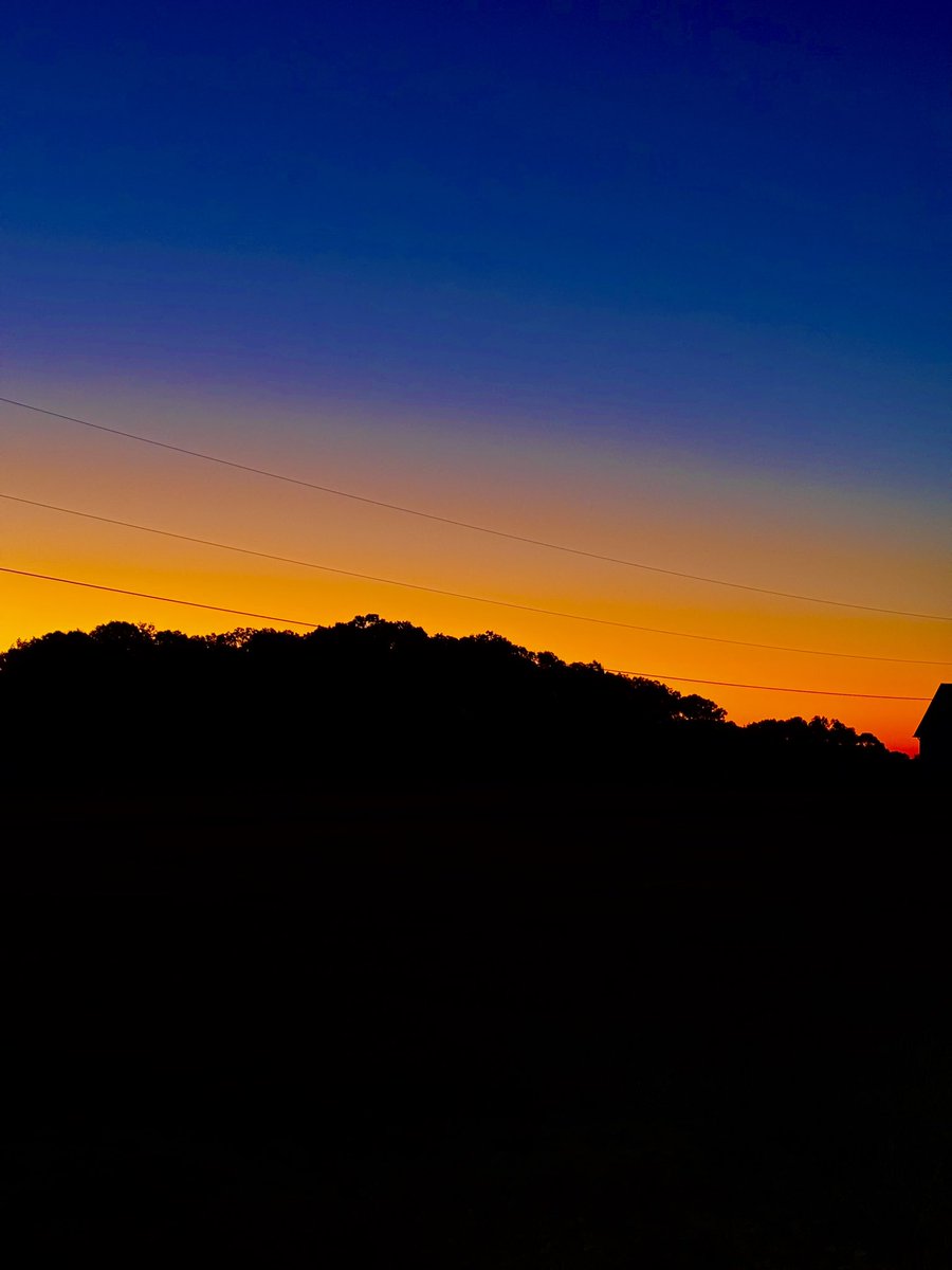 WaterWarriorOne's tweet image. As the sun rises in #conyers GA this morning and I get ready to do one more test from the #biolab #Biolabfire on my way to the airport, please remember to #nevergiveup as truth and justice will prevail…