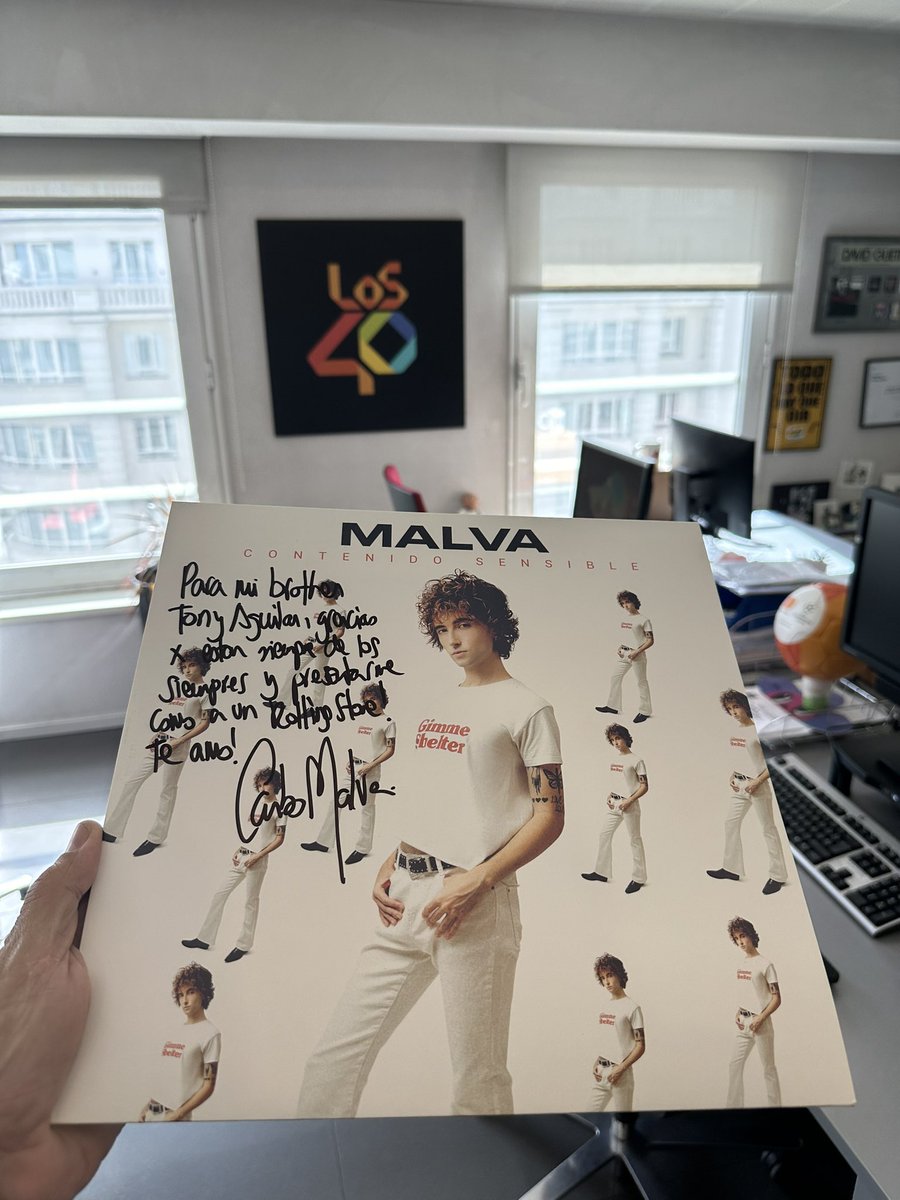 TonyAguilarOfi's tweet photo. Hermanito @malva_carlos 
Enhorabuena por tu primer disco!
Me alegro mogollón de hacer este camino a tu lado!!! 🤘🏼🎸🎶 https://t.co/I0tUgHwmgH