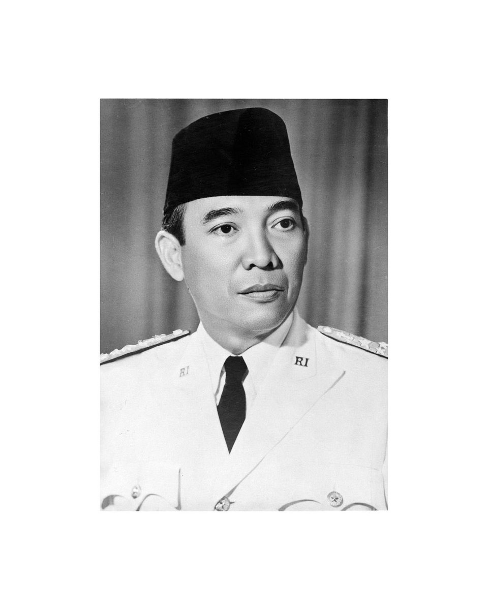 Presiden RI ke-3 Prof. Dr.-Ing. Ir. H. Bacharuddin Jusuf Habibie, FREng., Presiden RI ke-2 Jenderal Besar TNI (Purn.) H. M. Soeharto, Presiden RI ke-1 Dr. (H.C.) Ir. H. Soekarno yang telah mengabdikan hidup dan dedikasinya demi kemajuan bangsa.

Kami bangga atas setiap kerja