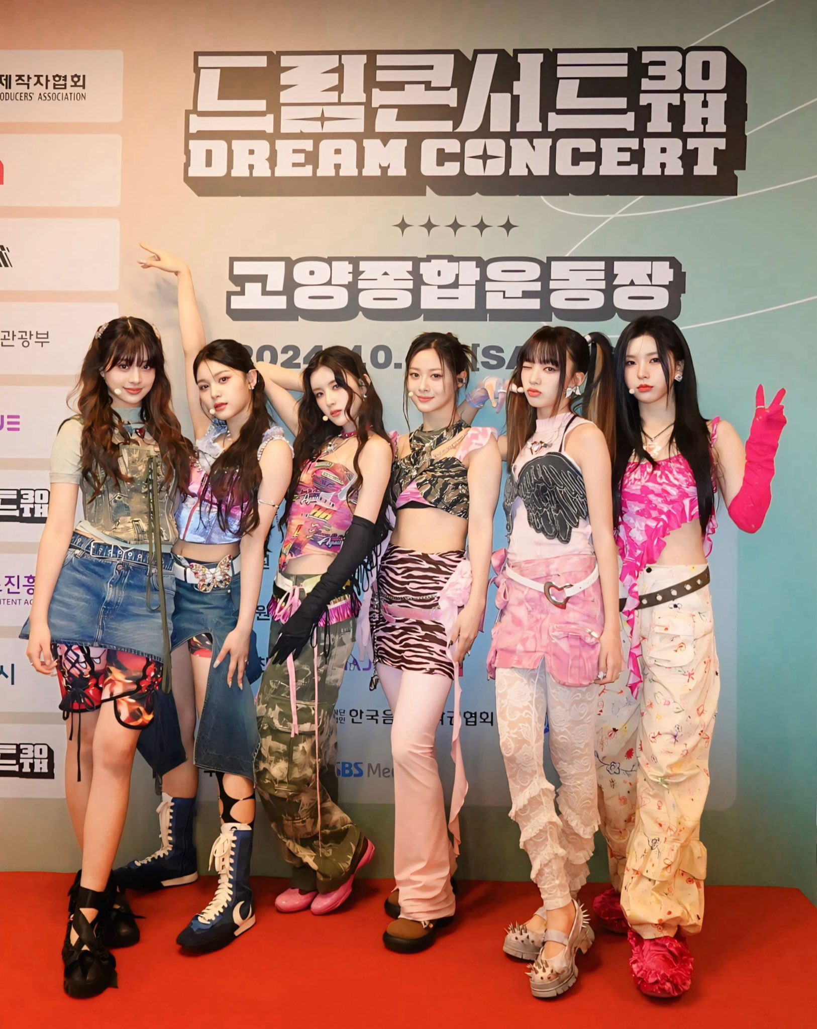 GaQTsXxaQAAtfTK?format=jpg&name=large