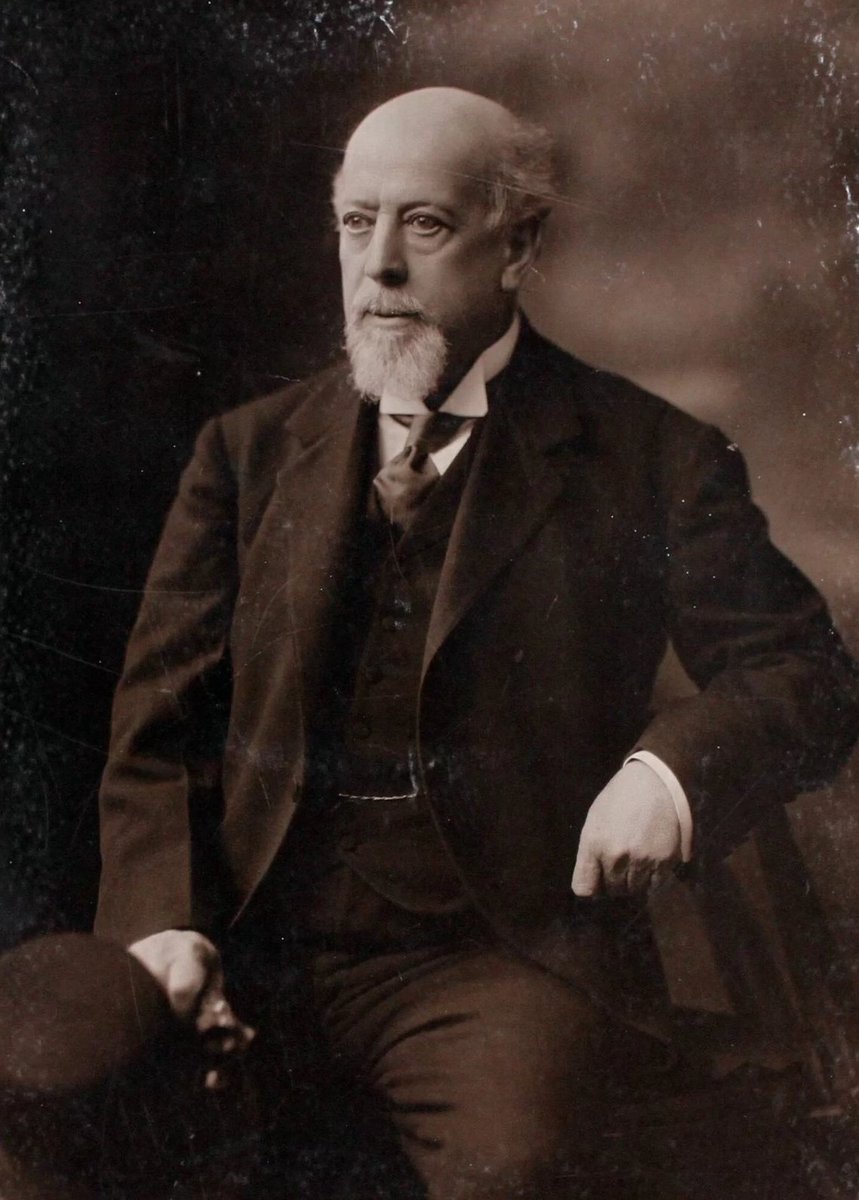 OldArg1810's tweet image. El 19 de octubre de 1914 falleció Julio Argentino Roca en Buenos Aires a los 71 años de edad. Roca ejerció como presidente de la Nación entre 1880-1886 y 1898-1904. Fue el representante más influyente de la denominada Generación del 80, además de ser el hombre a cargo de la…