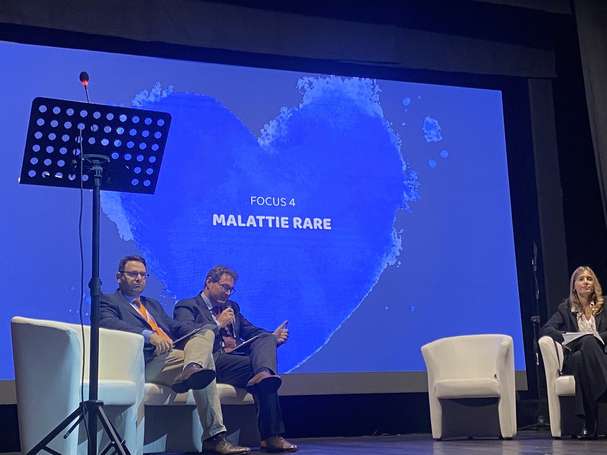 FGraziani_Grace's tweet photo. 💙 #RareDisease session:

@glimongelli opening lecture 

🚦 #Fabry @mauripieroni72 
🚧 #Amyloidosis @Cappellifrance2 
🚥 #DeepPhenotyping marco merlo
🚏#PAH roberto badagliacca

Great speakers, great discussion, room fully packed! ❤️‍🔥💫

#RomaCardiomiopatie https://t.co/kThcS0binS