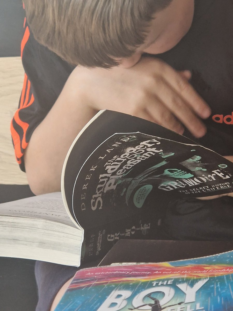 mrswhi82's tweet photo. @DerekLandy My 11yo son has just found a Skulduggery spinoff he hasn't read and bought it, delighted, with his birthday voucher. I love watching him read and chuckle to himself and go, "ooooh." Never has he loved a series more. Thanks for the joy. https://t.co/uv52xPANYM