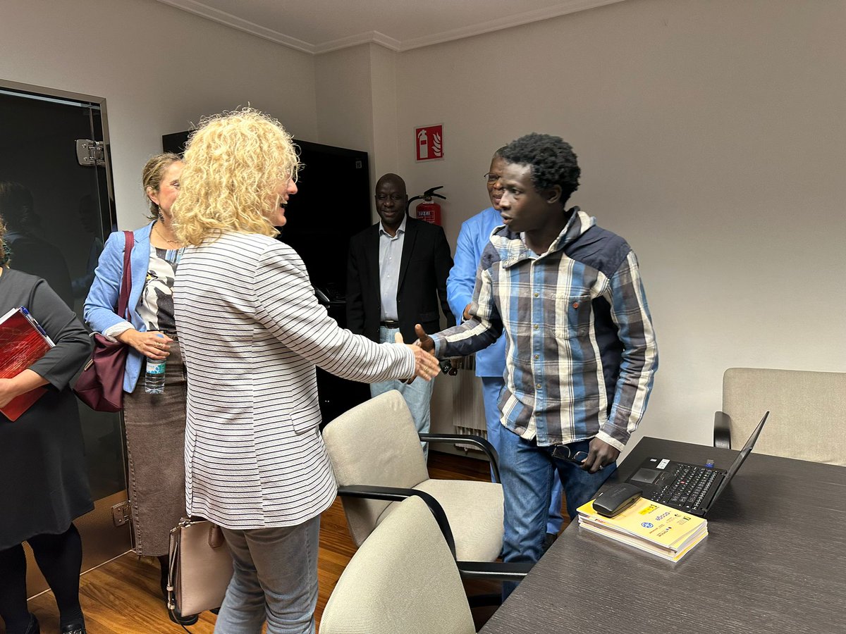 ActionAid España tweet media