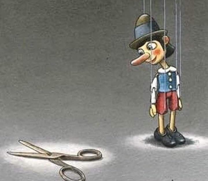 arabianhope2011's tweet photo. لأننا لا نضع قواعد اللعبة فنحن مضطرين لقبول الأدوار المتاحة 
-ما زلنا نستطيع اتقان أدوارنا مع فرصة أكبر للخروج عن النص-
#فرصة https://t.co/NboJy3U09d
