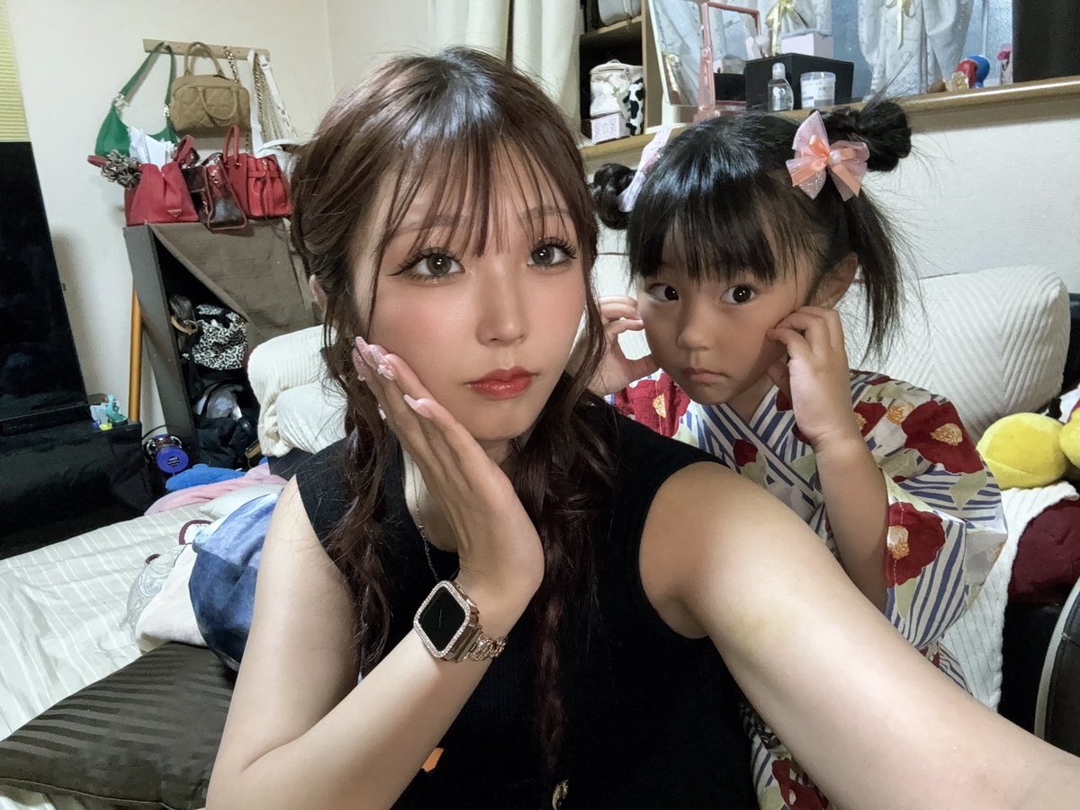 ___pu93's tweet photo. 🧒🏻🧒🏻👧🏻💖 https://t.co/d5GGvlbUyV