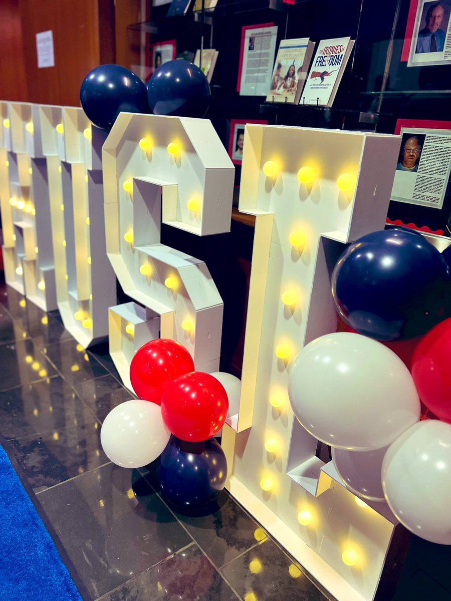 IPProfEvans's tweet image. Boy we had a tiiiiiiiime last NIGHT! 

#HowardHomecoming #CantStopTheHUSL #HUYouKnow 💙❤️