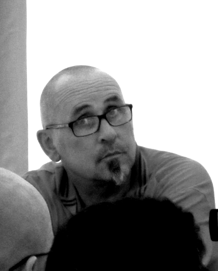 Der Genosse #GillesReynaud ist gestorben. Er kämpfte als Gewerkschafter innerhalb der französischen #Atomindustrie-Hölle von #EDF, in der er sich für die Rechte der ArbeiterInnen einsetzte und unermüdlich das kapitalistische #Atom-Desaster kritisierte.   
sortirdunucleaire.org/Hommage-a-Gill…