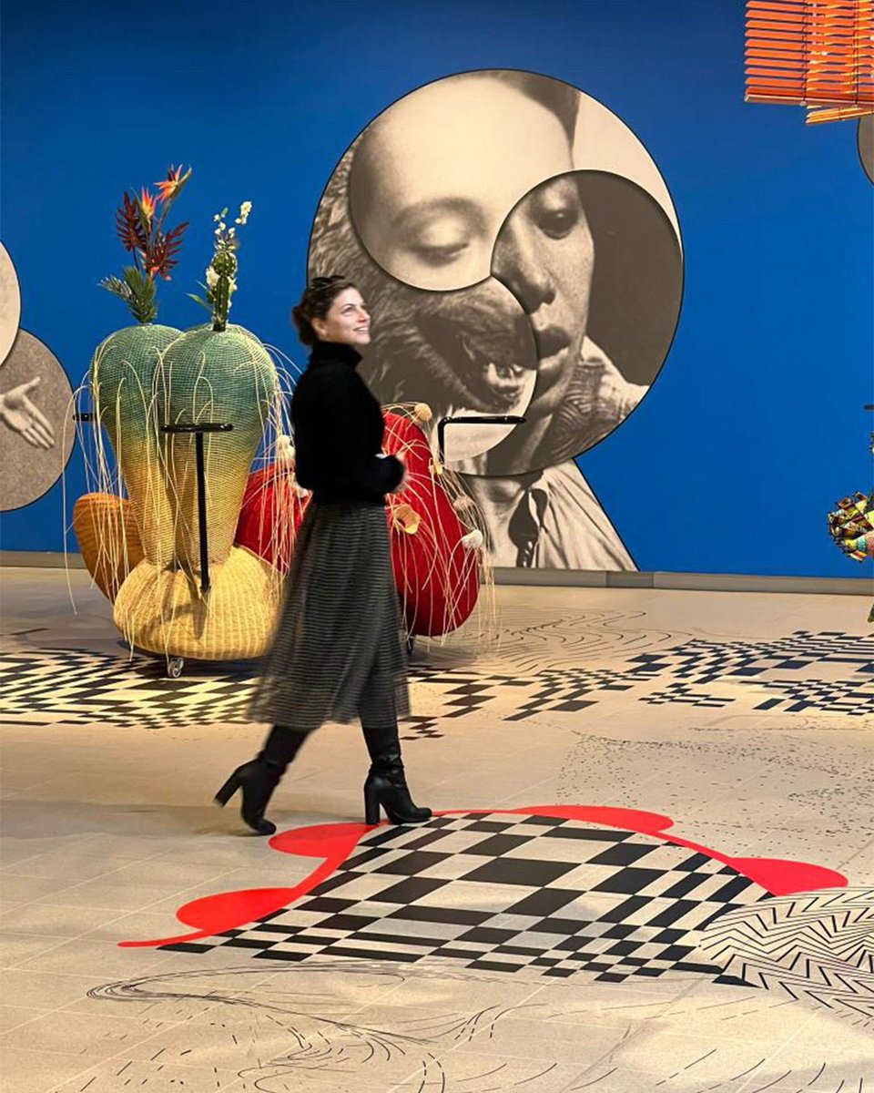 haywardgallery's tweet photo. This is your sign to plan a gallery trip this weekend  📸💙 We've been loving seeing your exhibition shots at Haegue Yang: Leap Year

Make sure to tag us in your pictures at the Hayward Gallery - we love to see and share them! Image credits on our Instagram page. https://t.co/y3TPrvl8jq