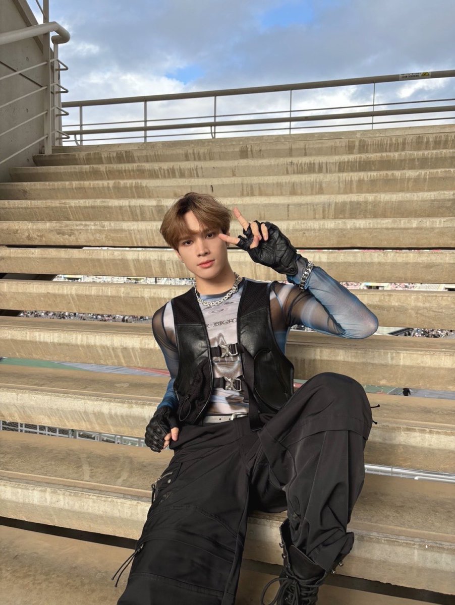 onepact_'s tweet photo. [💙_#제이창]

오랜만이다 앤하트!💛 
오늘 드콘에서 함께 해줘서 고마워~🥰 

#ONEPACT #원팩트
#JAYCHANG #제이창 https://t.co/VlgNn4TFj7