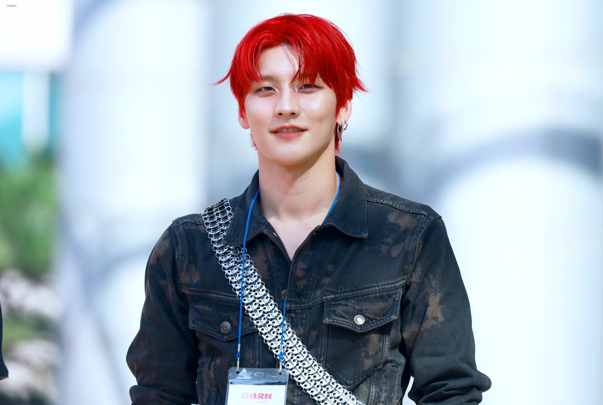 241009 쇼챔피언 일일팬매 
#곤 #GON #이원서 #배너 #VANNER 
#BURN #Automatic <a href="/VannerOfficial/">VANNER 배너</a>