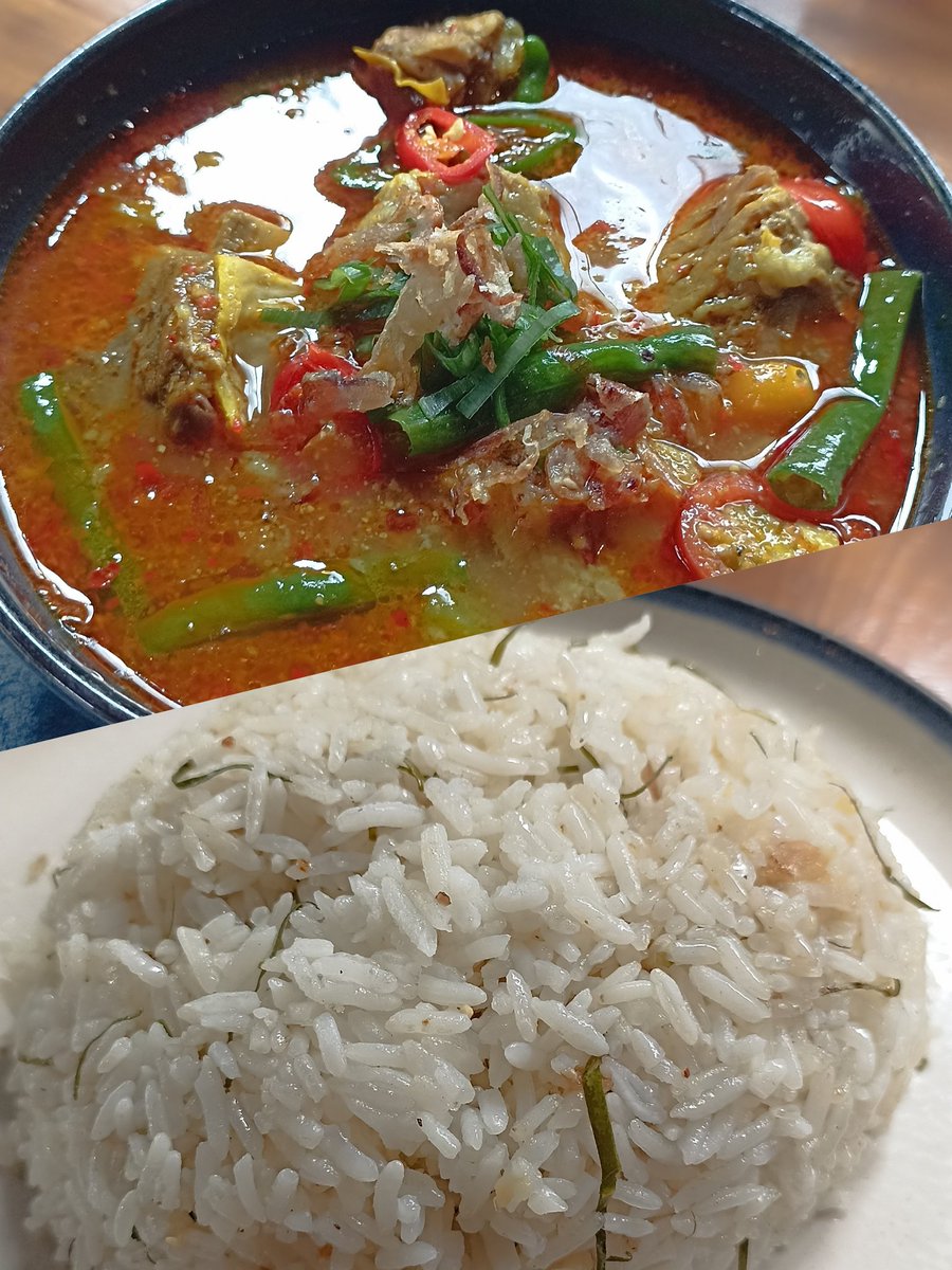 Asam asam iga + nasi daun jeruk 👍👍 by Cerita Rasa Resto