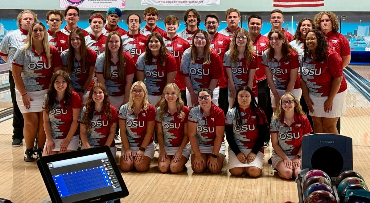 Brian49803644's tweet photo. The men's and women's bowling teams for the 2024 season!! @OhioState @nicholei77 @JoshInnes13 @Hannah_Innes8 @Erdelt_kinders @bowling_twhs @TWHSAthletics https://t.co/4dXAbSh3xV