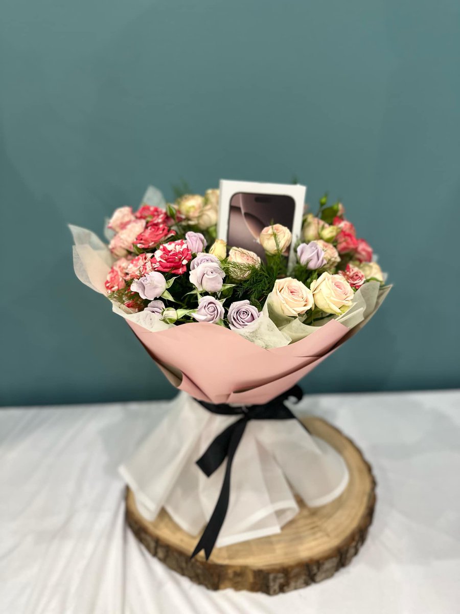 SonRN08's tweet photo. Feeling…
#happy 
#specialperson 
#thankyou
#amlovinghere
#KSA https://t.co/7Ia5q2IY4t