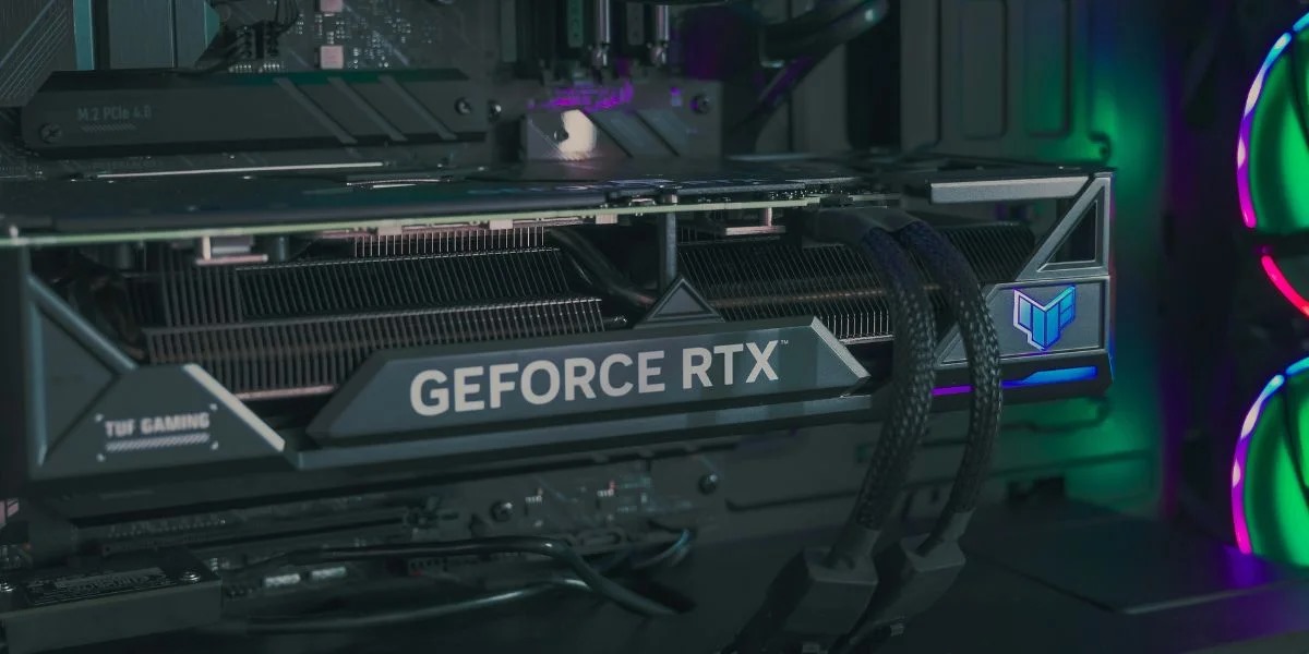 RobnonTech's tweet image. 🟩 Many RTX 3070 users experience black screens while gaming, causing frustration. This issue is often linked to GPU power spikes, outdated drivers, or overheating. Other culprits include
✅ Read more: robnontech.com/nvidia-rtx-307…
#RTX3070 #GPUIssues #GamingPC #PCPerformance #NVIDIA