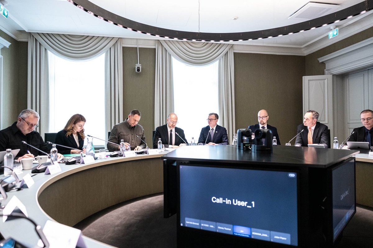 yministerio's tweet photo. Suomi ja Ukraina vahvistavat ympäristö- ja energiayhteistyötä osana Ukrainan kestävää jälleenrakentamista. 🇫🇮🇺🇦

Helsingissä järjestettiin Ukrainan ympäristöturvallisuutta käsitellyt korkean tason konferenssi.

https://t.co/bwJh5kfLKw https://t.co/5PdxLHn6R3