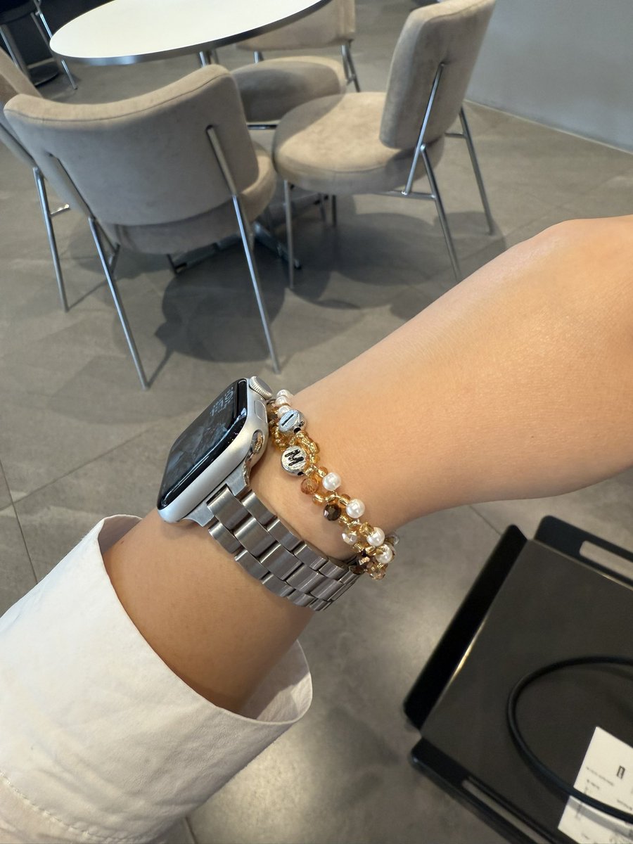 저녁모임에앞선 낮모임💙💚💜
언니들사이에서 막내놀이 좋다🫶🏻✨
다음에는 창균이놀이해야징
(냅다 언니라고부르고 돌아보면 사진찍기📸)