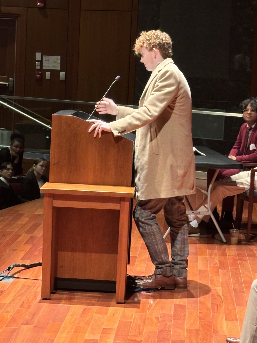 The largest SJMUNC in history has begun with speeches by co-SGs Ronan and Omkar. SJMUNC XXXVII is off and running!