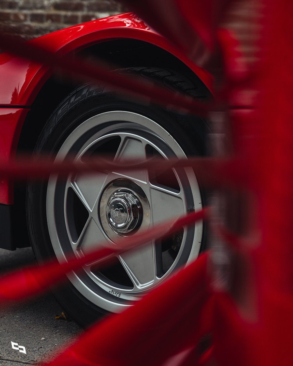 collectingcars_'s tweet photo. This Ferrari Testarossa is an iconic ‘80s supercar, in desirable ‘Monospecchio’ configuration.
📍LIVE NOW - Ypres, Belgium
https://t.co/Z16upXGnEv
#CollectingCars #Ferrari #Testarossa #SuperCar #Flat12 #RossoCorsa #ClassicCar https://t.co/xFRedxbL0n