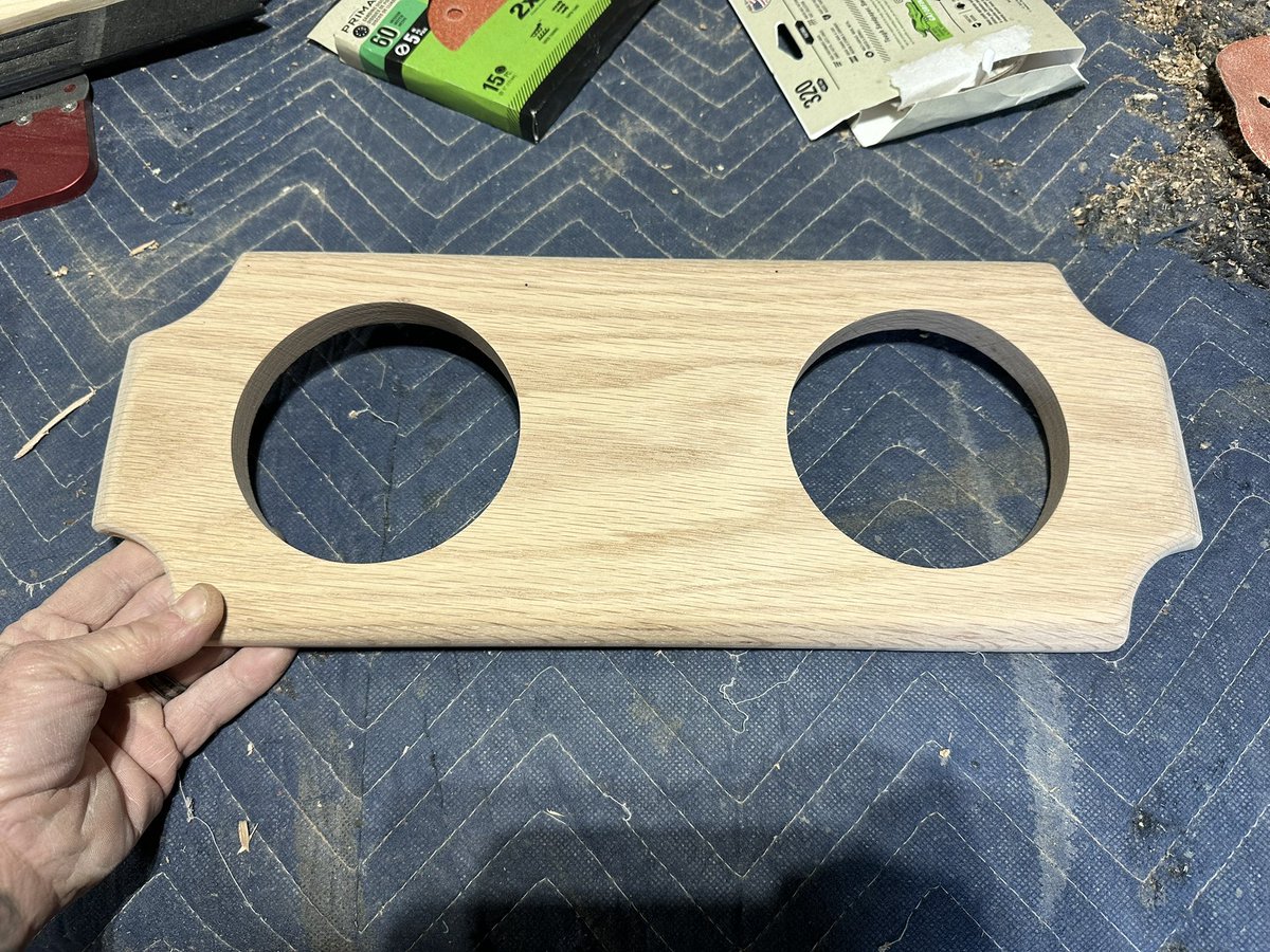 Strayables tweet media