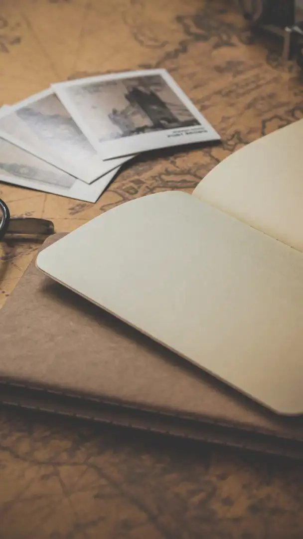 OMRcat's tweet image. Taking #lecturenotes #effectively by #StanfordUniversity 
1. Be selective with your notes 
2. Use cue words 
3. Look for key connections 
4. Develop the intention to learn 
5. Listen for clues 
6. Sit up front and participate 
7. Compare notes with peers 
8. Prepare before the…