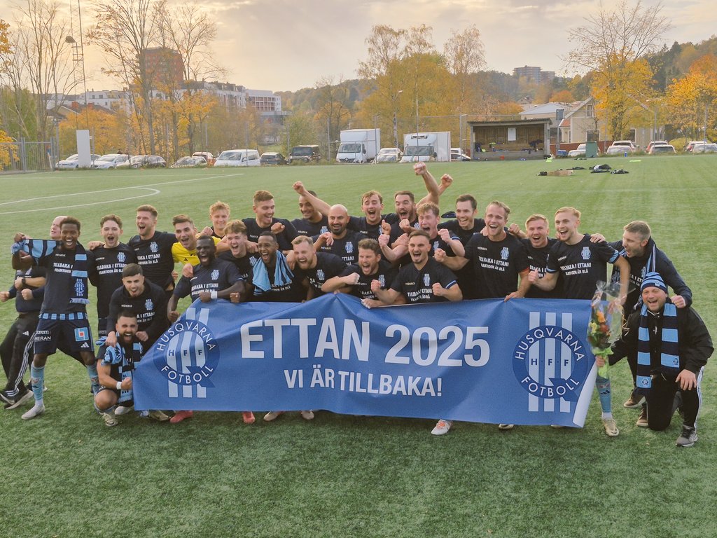 HusqvarnaFF's tweet photo. Sex säsonger, tre tränare, en pandemi och 145 division två matcher senare. Grattis @Ettanfotboll - vi är tillbaka! https://t.co/xVcUm5t4Vl