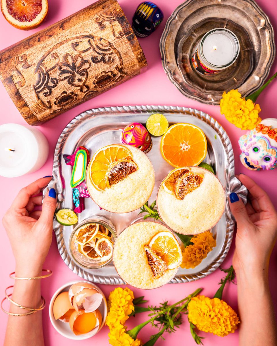Celebrate Día de Muertos with over 80 incredible Day of the Dead recipes! This roundup has everything you need to honor loved ones. lolascocina.com/day-of-the-dea…