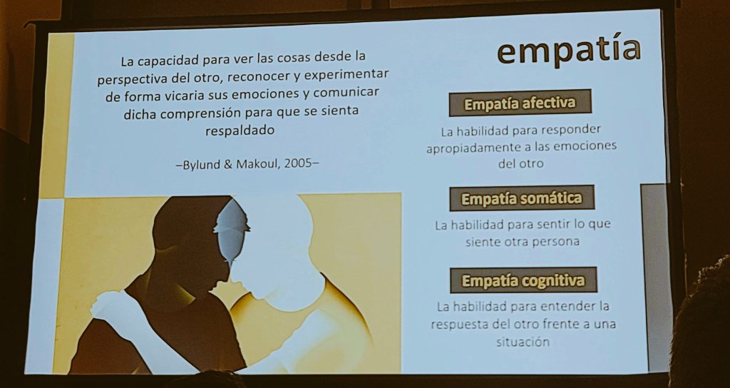 Elena_CG5's tweet photo. Turno de la #Comunicación efectiva con el paciente con #dolor 🗣: desarrolllar una
comunicación #competente mediante las emociones positivas por dos vías 🛣 el contexto orientado a la persona y la perspectiva ➕
#dolfi #congresodefisioterapiaydolor @cfisiomad https://t.co/ng3KlBmjXC