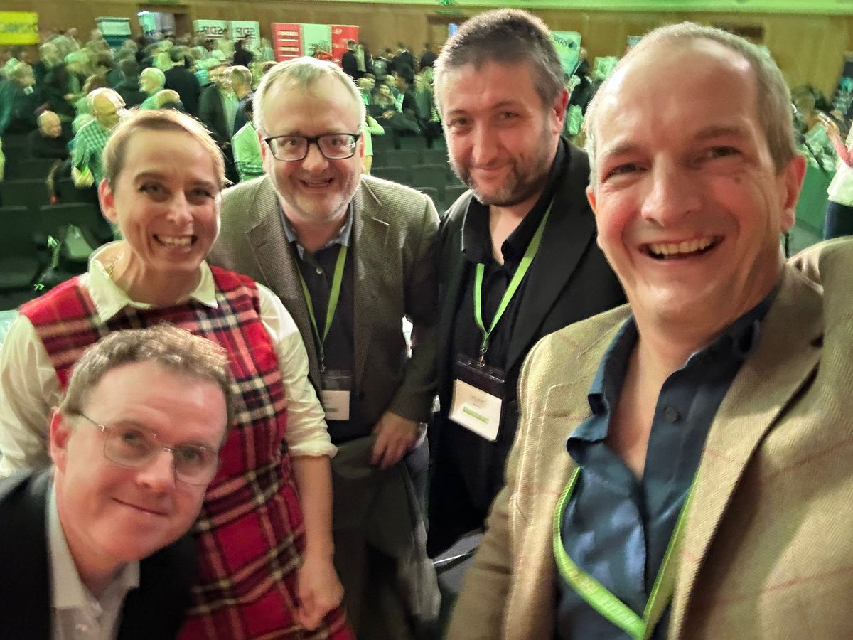 JimBethell's tweet image. Great panel on smartphones, freedom and pathologising everything at #BattleofIdeas.
Thanks to the great panel including @andrewdoyle_com @TimandraHarknes @SandyStarr @roblyons.