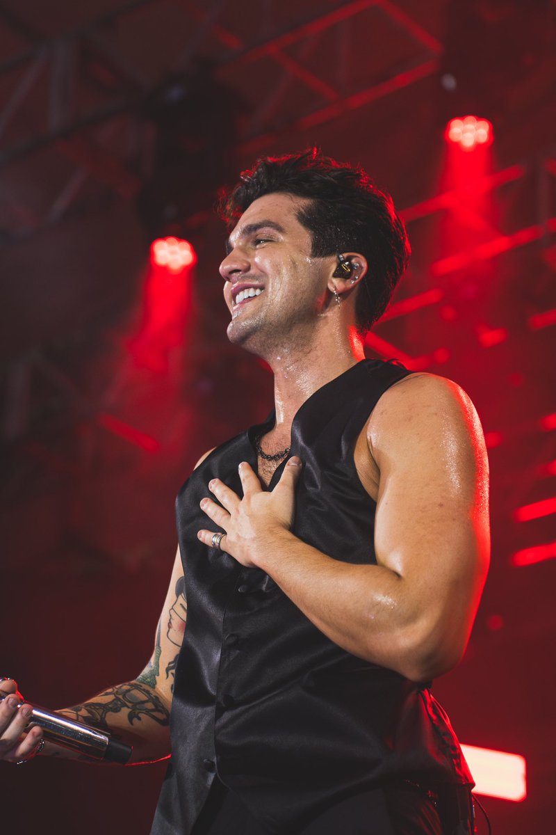 todo dia uma foto do luan sorrindo tweet media