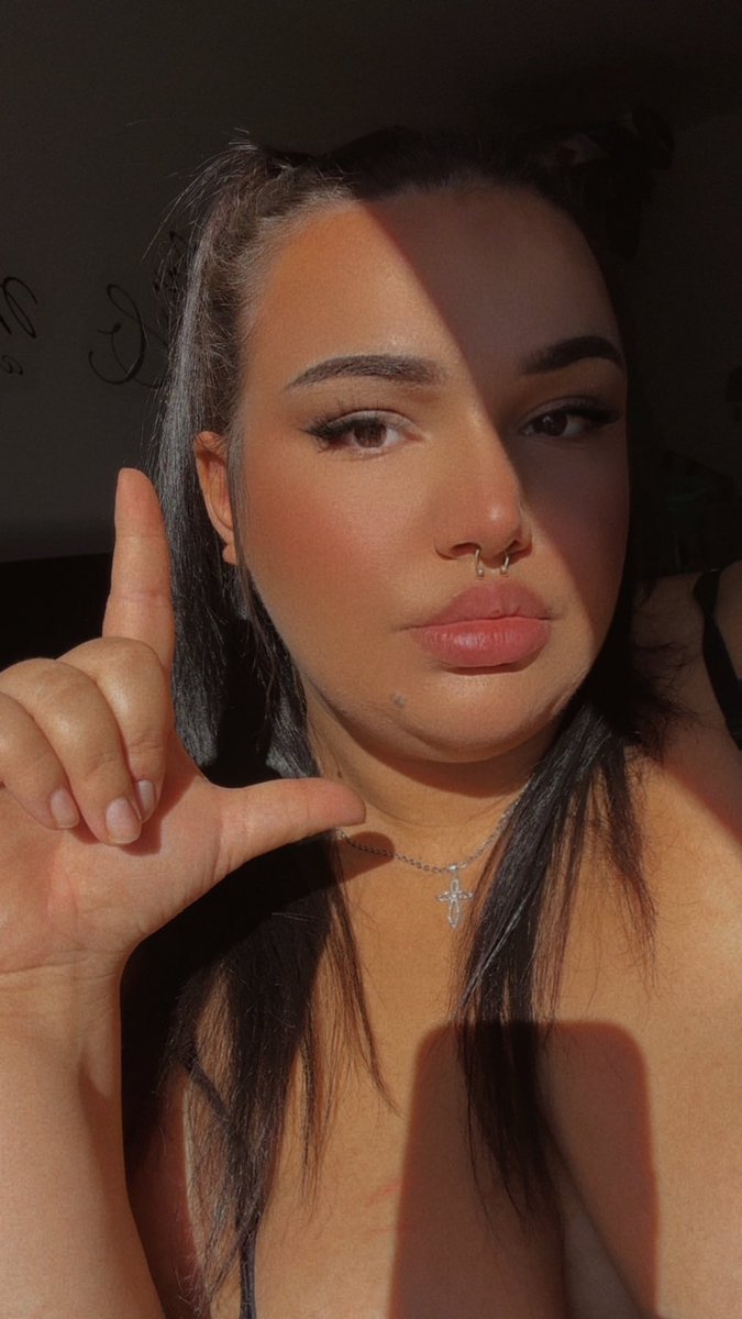 Heute verführe ich wieder mein ex 😛💦

#findom #sklave # Fetisch #geldherrin #paypig