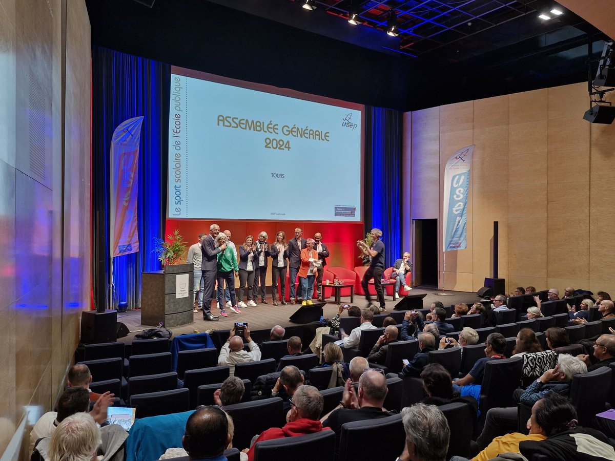 USEP32 (@usepgers) on Twitter photo Ouverture de l'Assemblée Générale Élective <a href="/usepnationale/">USEP nationale</a> 2024 à <a href="/villedetours/">Ville de Tours</a> (37)
Notre comité participe à ce temps fort de notre fédération qui élira son nouveau comité directeur pour la mandature 2024-2028.
Bilans, échanges, perspectives, un riche week-end en perspective ! Ouverture de l'Assemblée Générale Élective <a href="/usepnationale/">USEP nationale</a> 2024 à <a href="/villedetours/">Ville de Tours</a> (37)
Notre comité participe à ce temps fort de notre fédération qui élira son nouveau comité directeur pour la mandature 2024-2028.
Bilans, échanges, perspectives, un riche week-end en perspective !