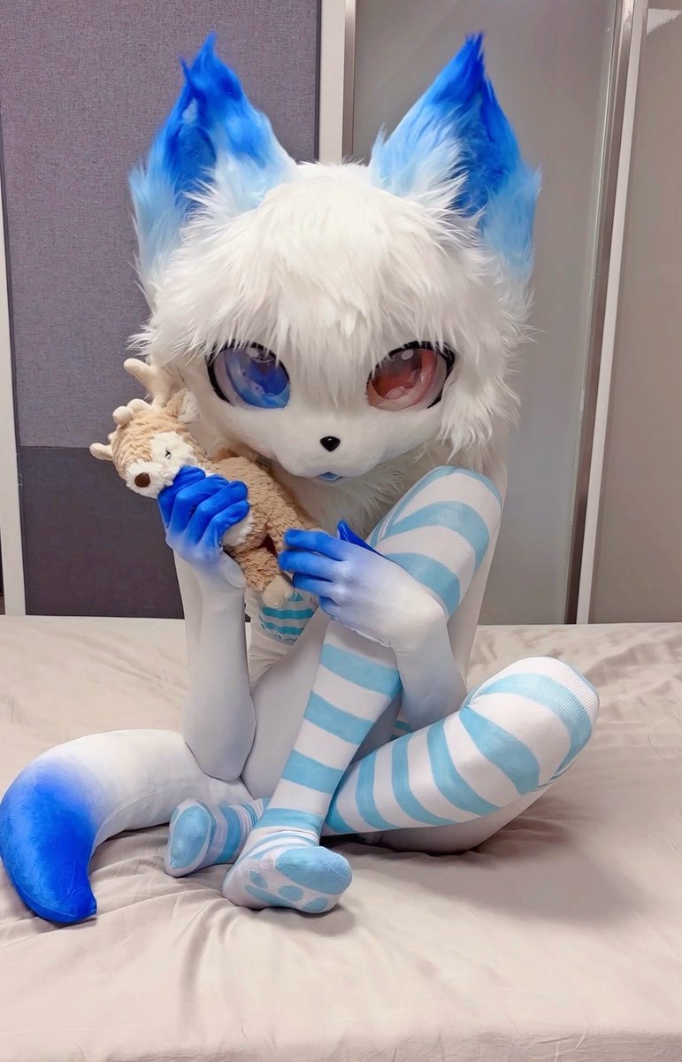 Post by 雪狐K46 on X: 狐狐和小鹿