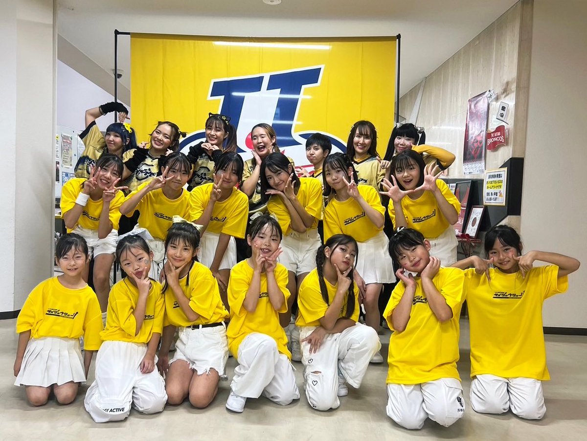 TTspinners's tweet photo. 浦和駒場ホーム戦🏡🏓
最高の勝利の日になりましたね💕︎

私達はダンサー発足当初一緒に踊っていたじゅりちゃんがやっている
じゅりっ子ダンス部の皆さんと
コラボでK-POPメドレーをお届けしました。

1日だけのパフォーマンスいかがでしたか？

ホーム戦は明日も開催🔥
よろしくお願いします😊 https://t.co/pPJyfnlS7P