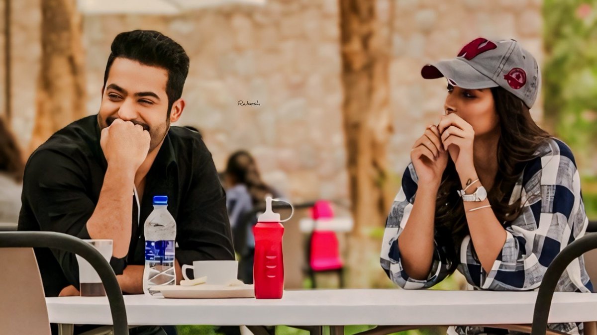 newottupdates's tweet photo. #PoojaHegde is in Talks For #JrNTR's #NTRNeel 💥
#Dhanush's #Raayan SEQUEL On The CARDS🌋
#Raayan2
#ThalapathyVijay's #LEO Completes One YEAR💪
#OneYearOfLeo | #Thalapathy69
#Premalu2 Works Begins Officially On The Floors ❤️✨
#Naslen | #MamithaBaiju | #AnaswaraRajan https://t.co/VgVjmVnjp1
