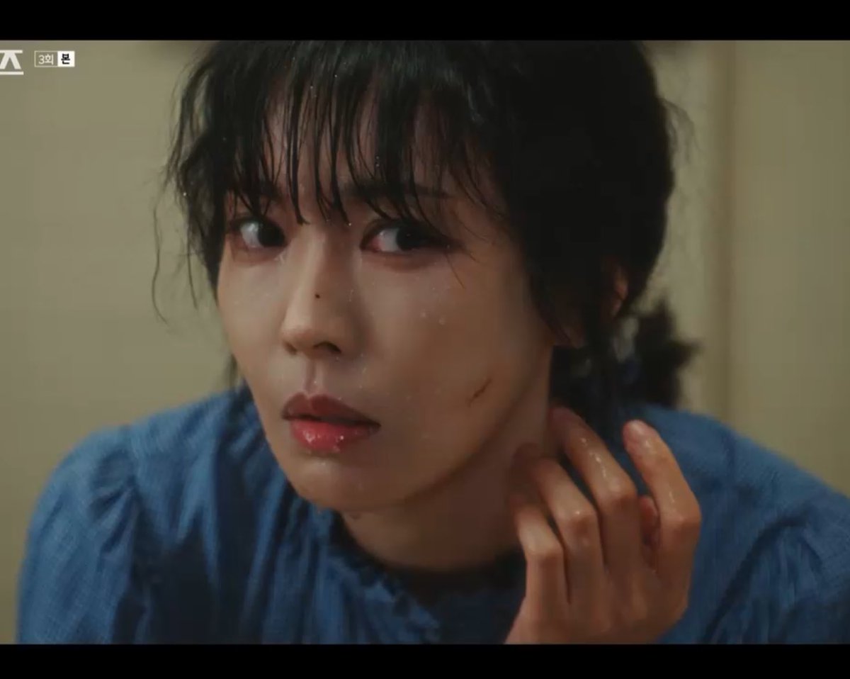 머리가 아무리 복슬깡하디여도 갑자기 고양이 얼굴 튀어나옴