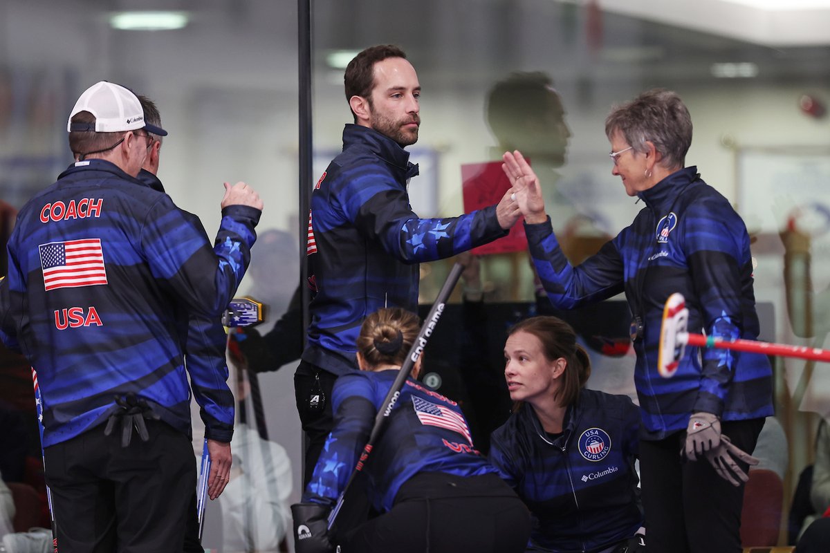 usacurl's tweet image. Team USA put up a great fight at the World Mixed Championship but fell just short in the quarterfinals. We couldn’t be more proud of their effort and teamwork throughout the competition!
📸 World Curling / Dom Gibbons