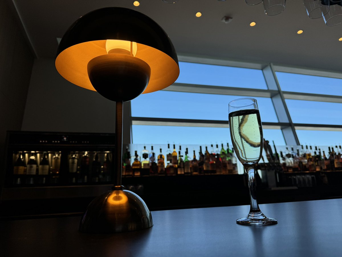Gabriella Driver (@gabrielladriver) on Twitter photo Good morning from the Soho Lounge at JFK T8. 👋🏼 It’s the weekend so I’m starting my day right with a glass of champagne… 🥂 <a href="/AmericanAir/">americanair</a> Good morning from the Soho Lounge at JFK T8. 👋🏼 It’s the weekend so I’m starting my day right with a glass of champagne… 🥂 <a href="/AmericanAir/">americanair</a>