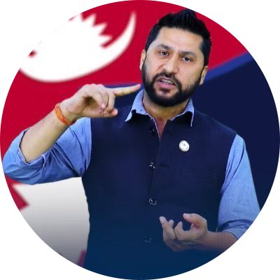 RabinOfficial78's tweet photo. सरकार तेरो
प्रहरी  तेरो
मिडिया तेरो
षडयन्त्र तेरो 
तर जित मेरो ! 
Rabi Lamichhane 💪🔔🇳🇵 https://t.co/EsMK2J01o3