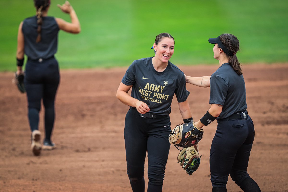 ArmyWP_Softball's tweet photo. Fall softball ✅

#GoArmy https://t.co/0ZnjJXf3ko