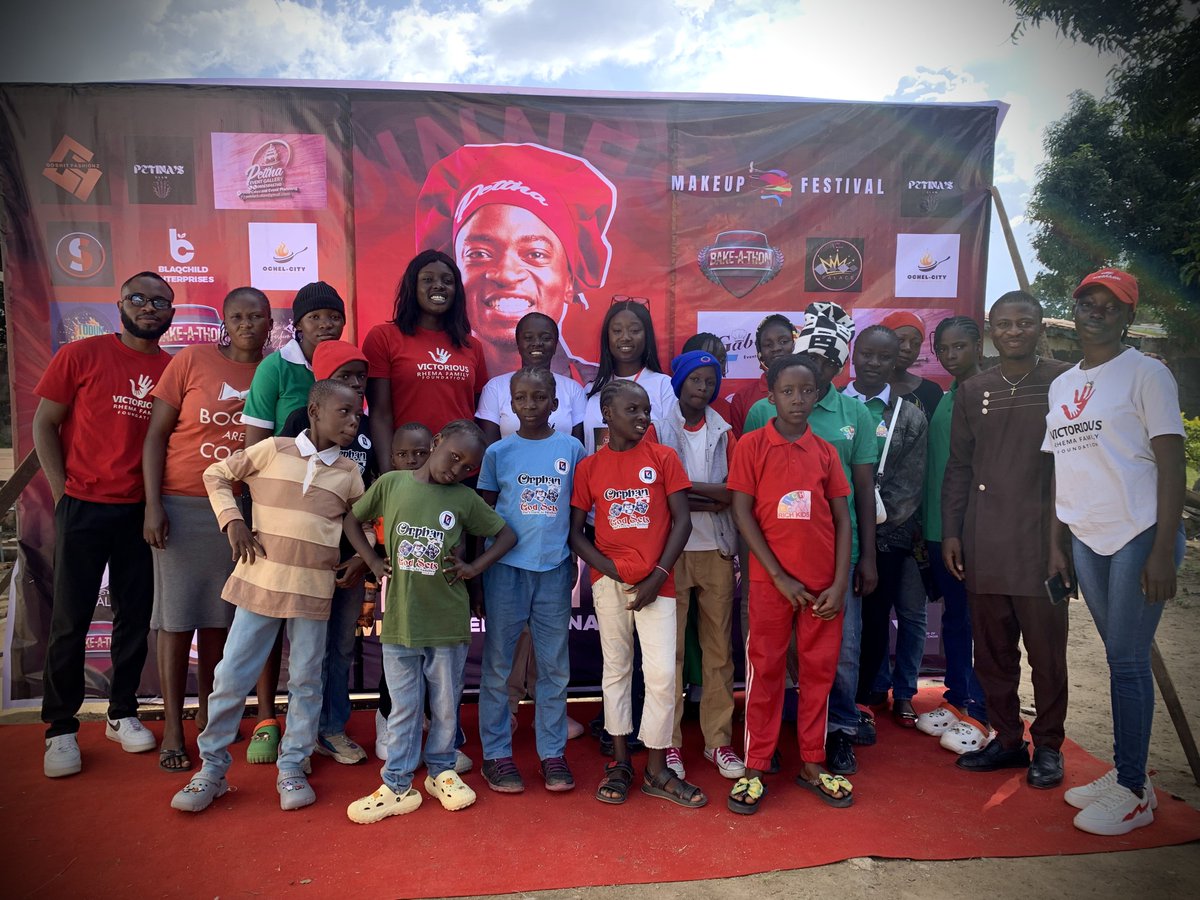 Petinaeventgala's tweet photo. Victorious Rheme Family foundation 
Thank you for coming ❤️❤️
#petinabakeathon #gwr #bakeathon https://t.co/A1nEJk8SIx