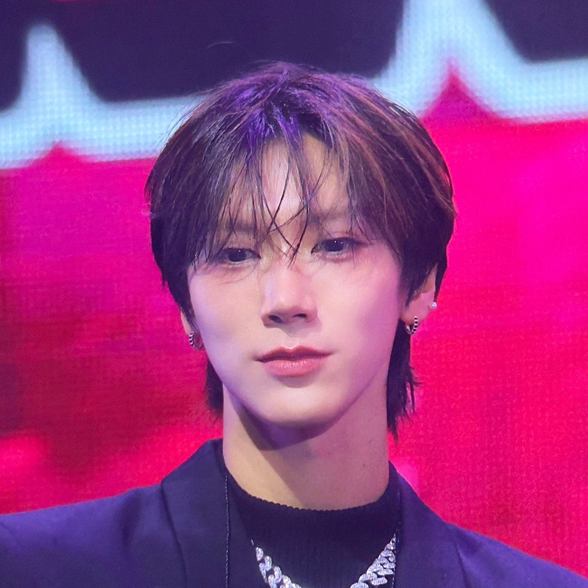 เมคอัพวันนี้มันน่ารักด้วยอะ แบบปัดจมูกด้วย แล้วดอลลี่อายฉ่ำๆ สวยหวานที่สุด ชอบมากกกกกกก ㅠㅠㅠㅠㅠㅠㅠㅠㅠㅠㅠ