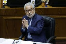 diputadonaranjo's tweet photo. No sé si será coincidencia pero cada vez que la derecha está nocaut aparece algo para distraer la atención sobre ella.Sepan que van 14.784 horas y no nos olvidamos de la BANDA de HERMOSILLA y de ALCALDES que seguiremos atentos a que la corrupción sea castigada y no haya impunidad https://t.co/tQD5tVyiSg