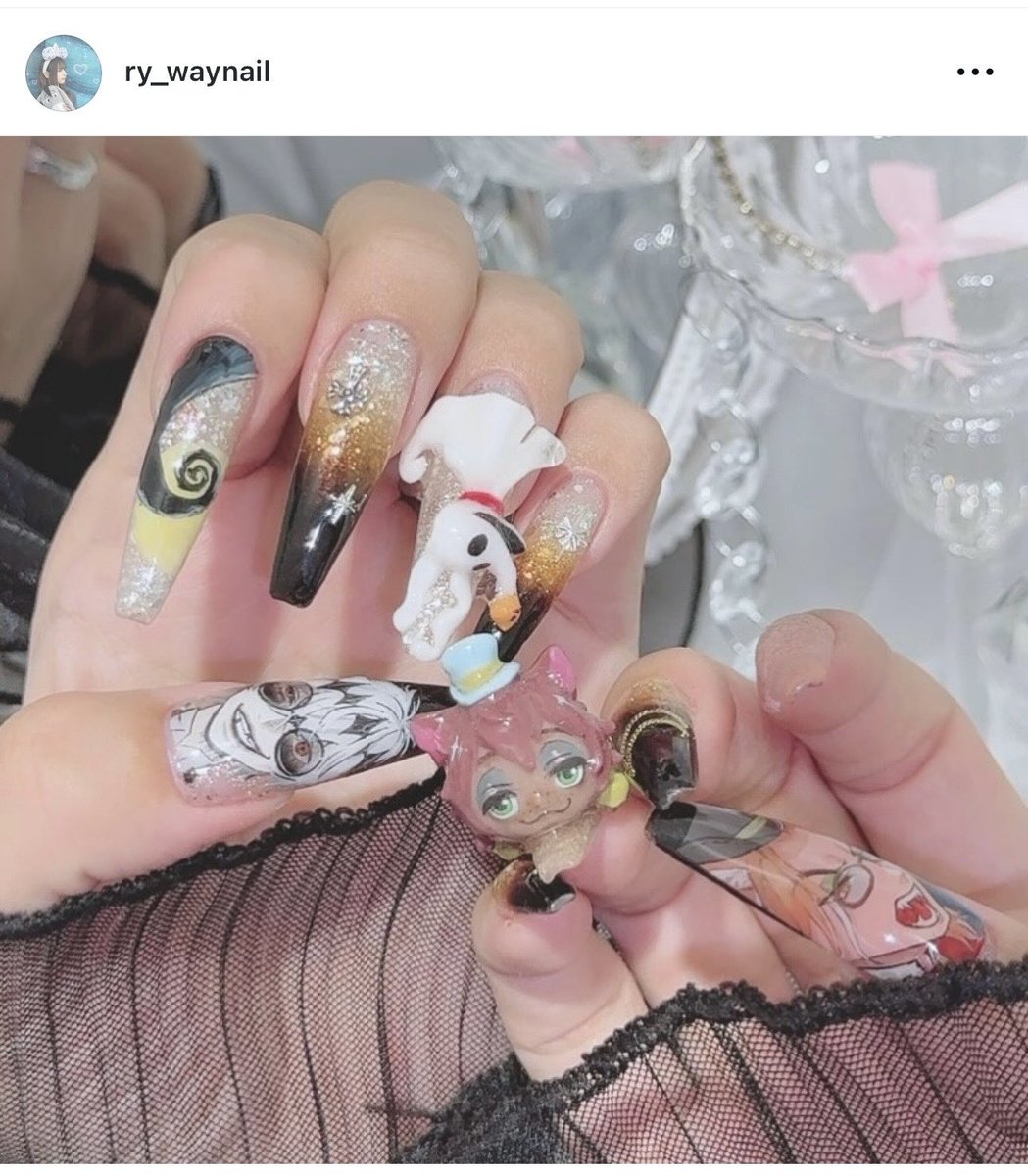nailsuruhito's tweet photo. ギデル3D頑張った、、！！
かわいいのできたー！！♡
スカリーさんも入れちゃった🫶🏻
#ツイステハロウィーン https://t.co/zHdbyCYjH5