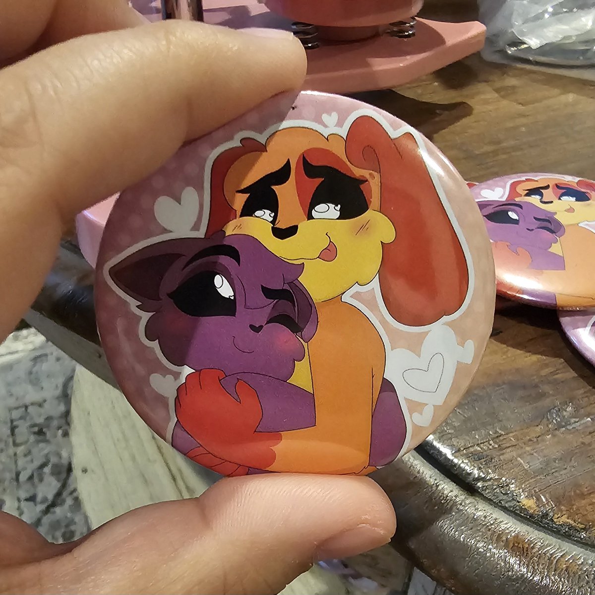 QittyQakes's tweet image. Buttons!! I got so excited when I made these buttons!! I just really wanted a button for my bags and purses. Probably blue a magnet to one for my fridge!