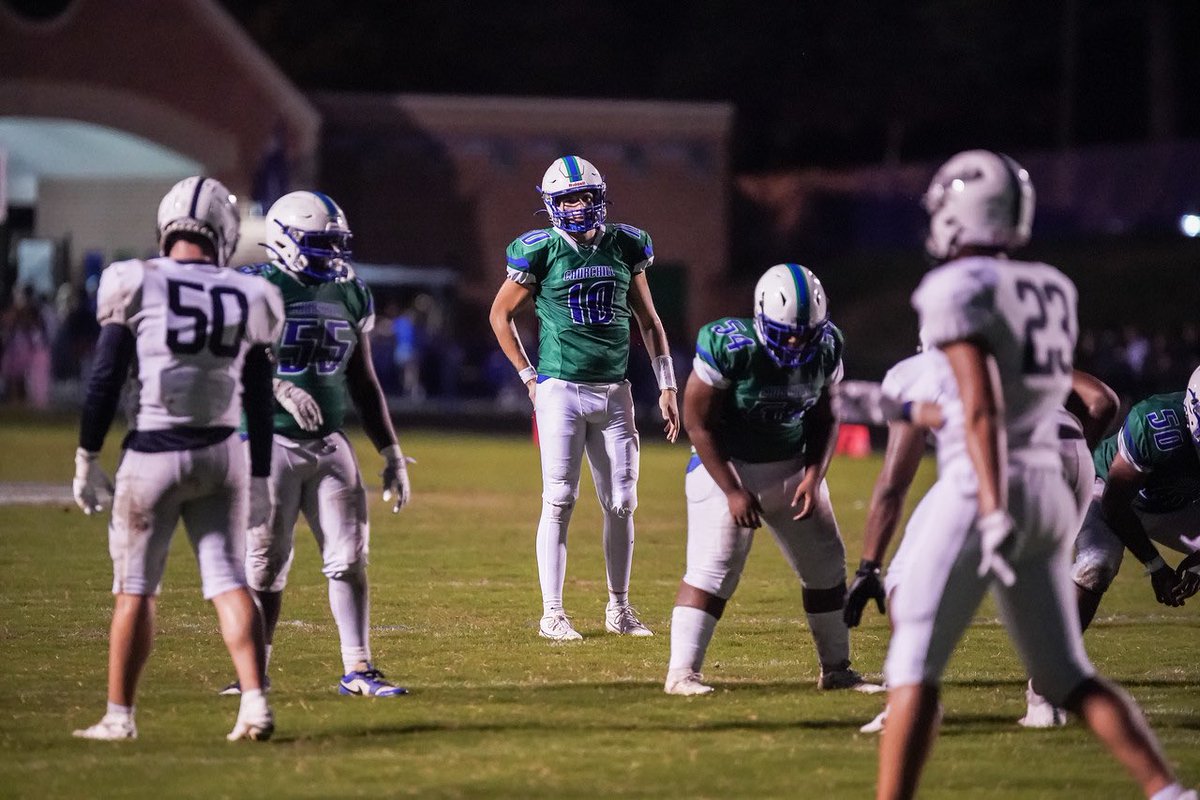 <a href="/coachRydzewski/">Joe Rydzewski</a> @CoachMac_TGP <a href="/ChurchillDawgfb/">🐶</a> <a href="/QBCoachBaucia/">Chris Baucia</a> 

Mid Season Film
-1,124 yards
-12 TD
-63% Completion % on 166 attempts 
 
(6’4.5 - 220   c/o 25’
QB @ Winston Churchill HS)

hudl.com/v/2QN1wz