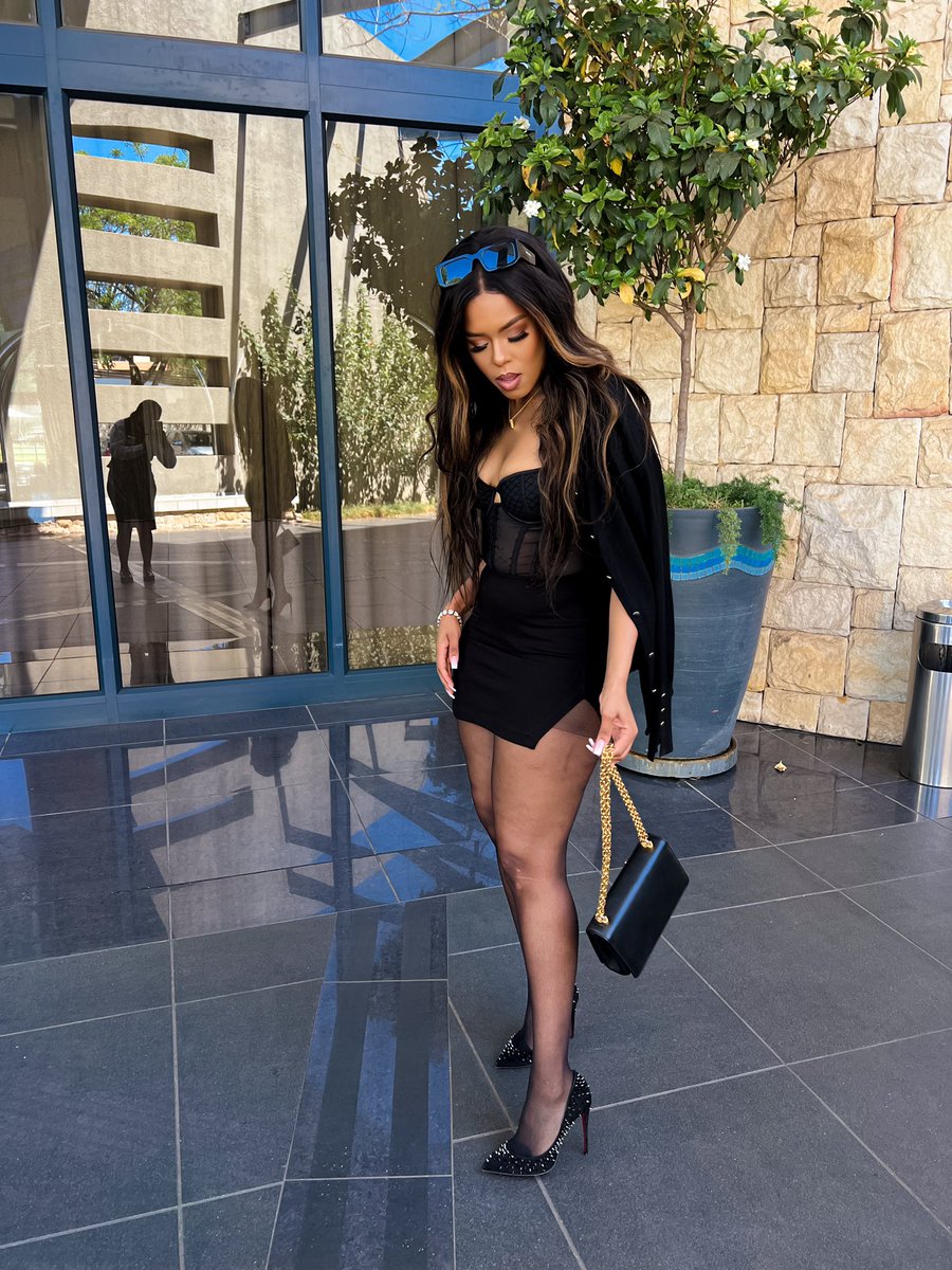 Naledi M tweet media